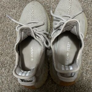 2018 Yeezy 350 v2 sesame